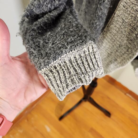 DAVID KAHN Gray Wool Cardigan, Size Medium - Picture 6 of 10